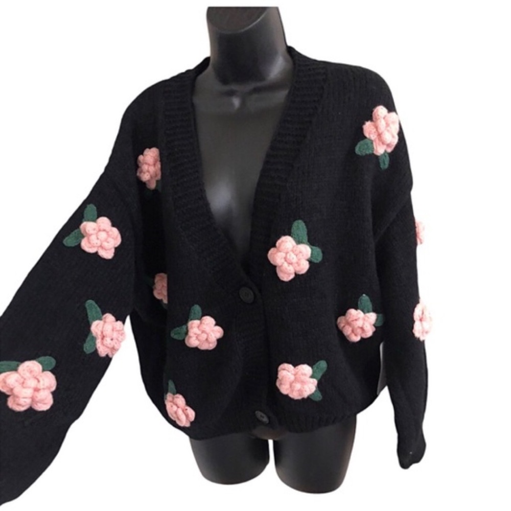 Luna Ivy Black & Pink Rosebud Flower Chunky Knit Slouchy Cardigan Sweater Size S